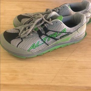 Altra Superior zero drop men’s shoes size 11